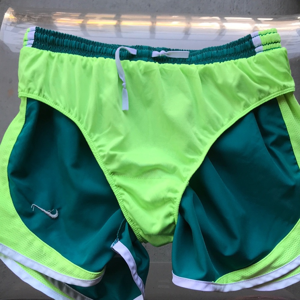 Nike Dri-Fit Running Shorts Size Small with Lining - Picture 5 of 5